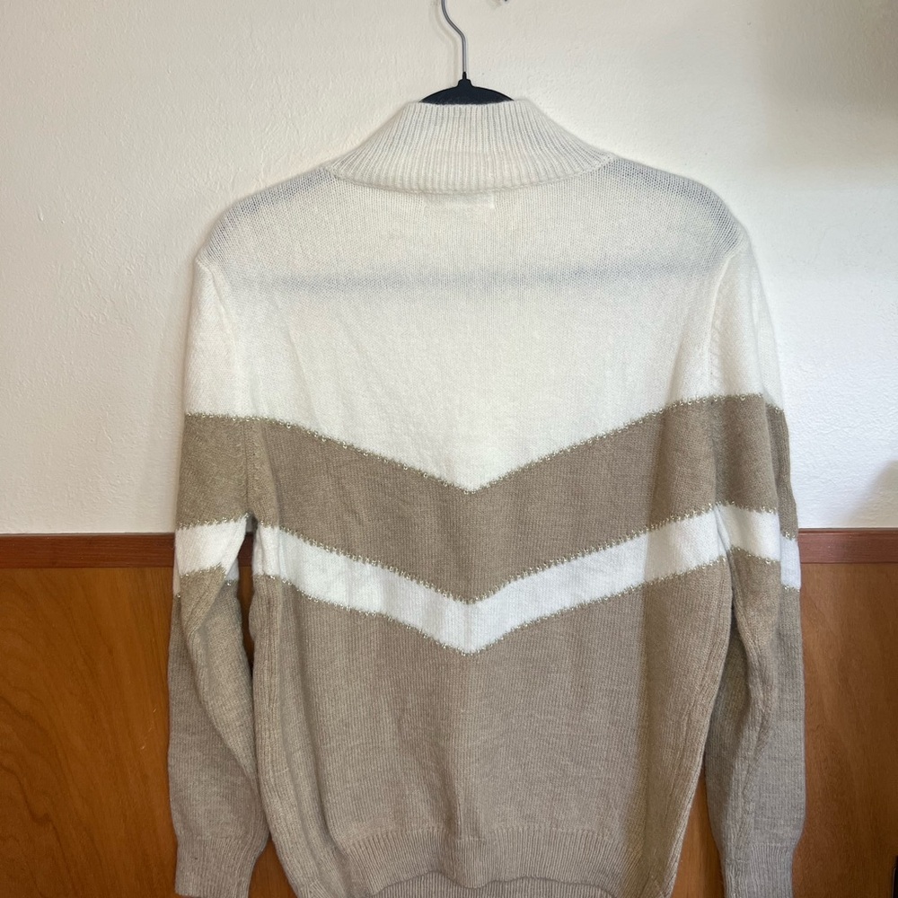 Sweater - Picture 3 of 3